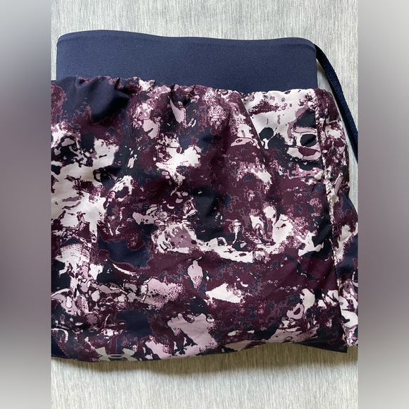 3. Under Armour Floral Shorts - Picture 2 of 4
